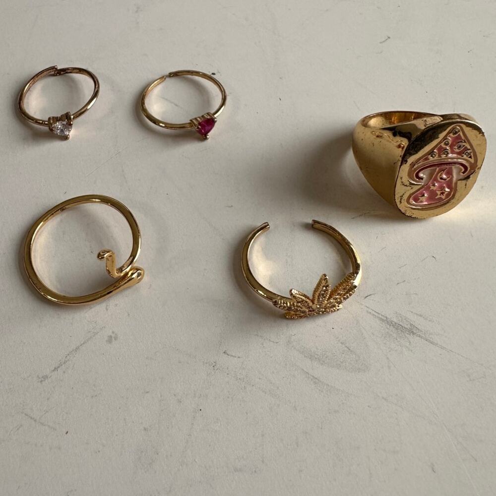 Bundle of 5 rings